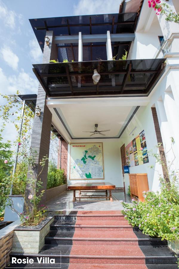 Rosie Villa Ha Giang - Motobikerental & Tour Exterior photo
